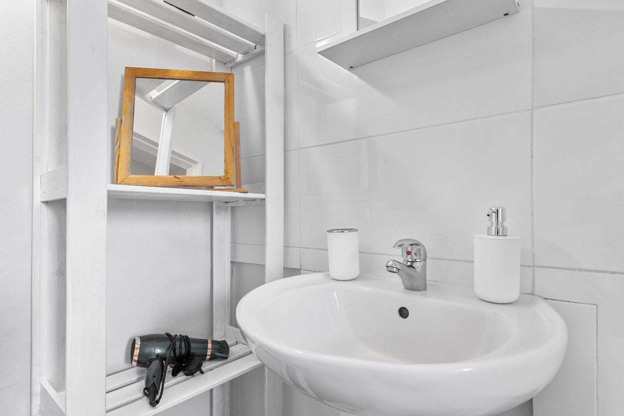 Brixton Fbs Hub, Coziest In Town Apartment London Exterior photo
